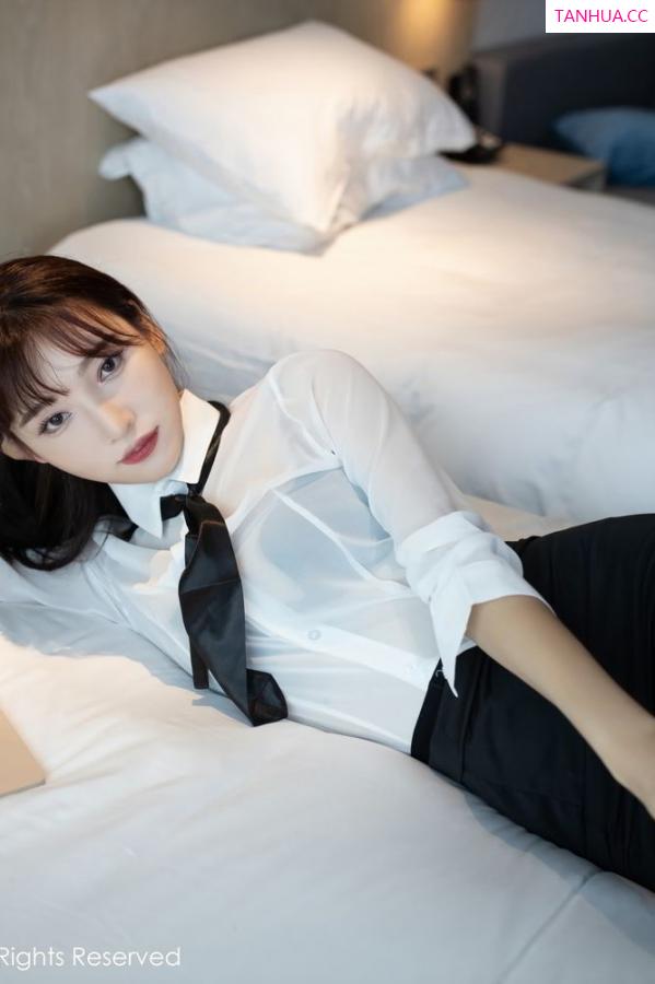 陆萱萱  女神总裁陆萱萱 双人房的故事第20张图片